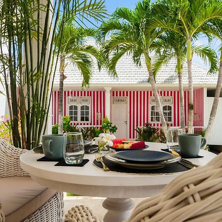 Ria Uluwatu, Tropical Chic Hotel 外观 照片