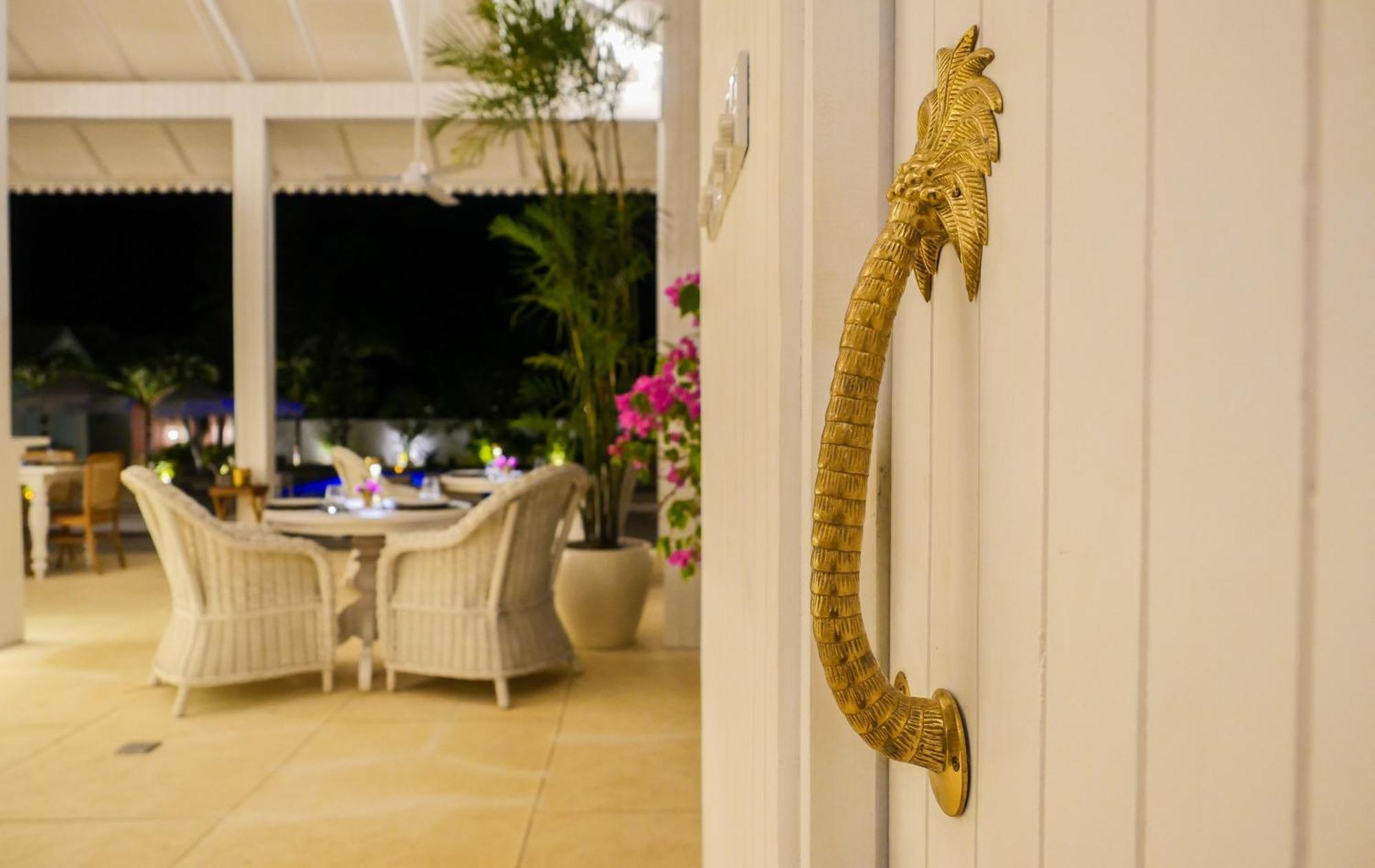 Ria Uluwatu, Tropical Chic Hotel 外观 照片
