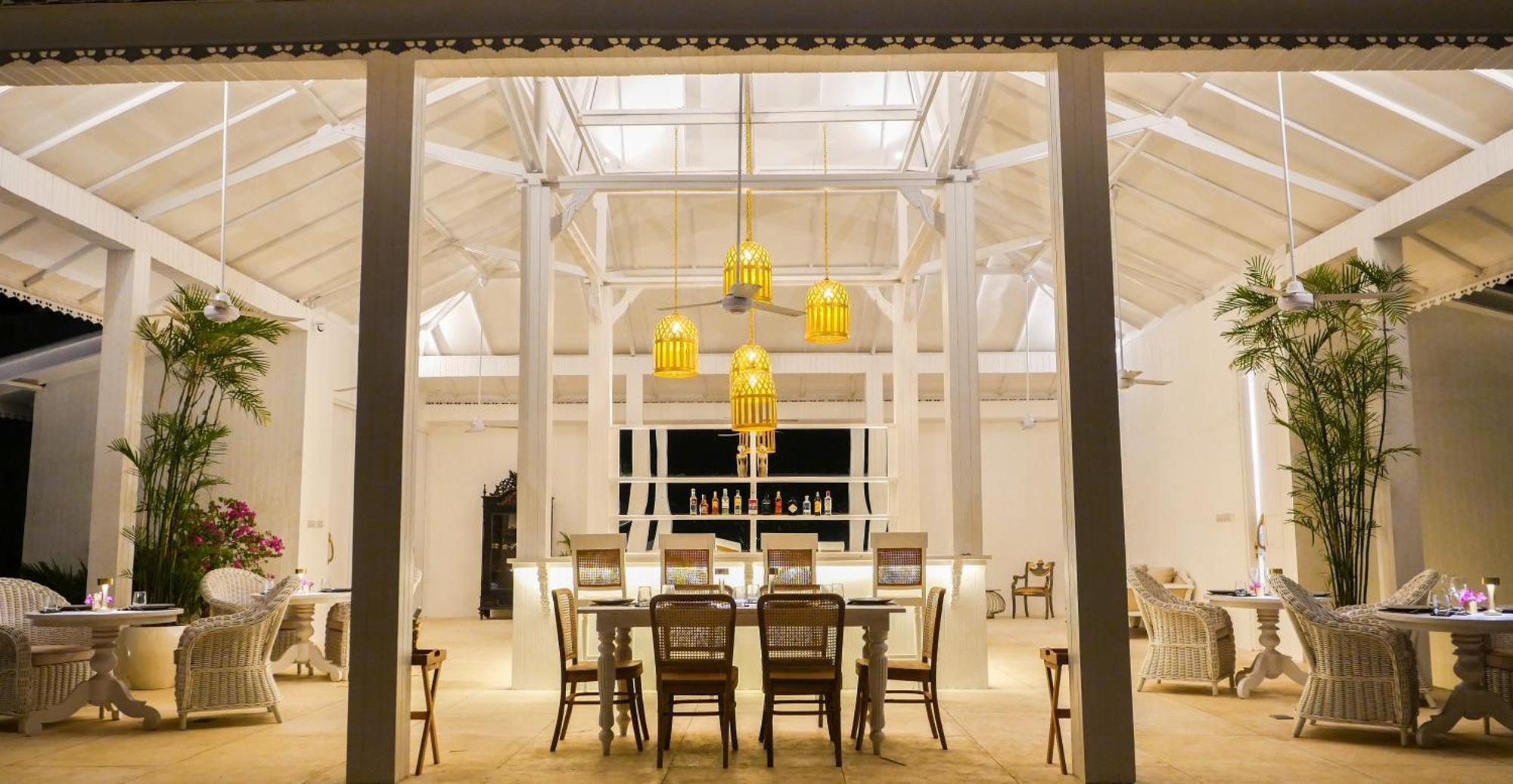 Ria Uluwatu, Tropical Chic Hotel 外观 照片