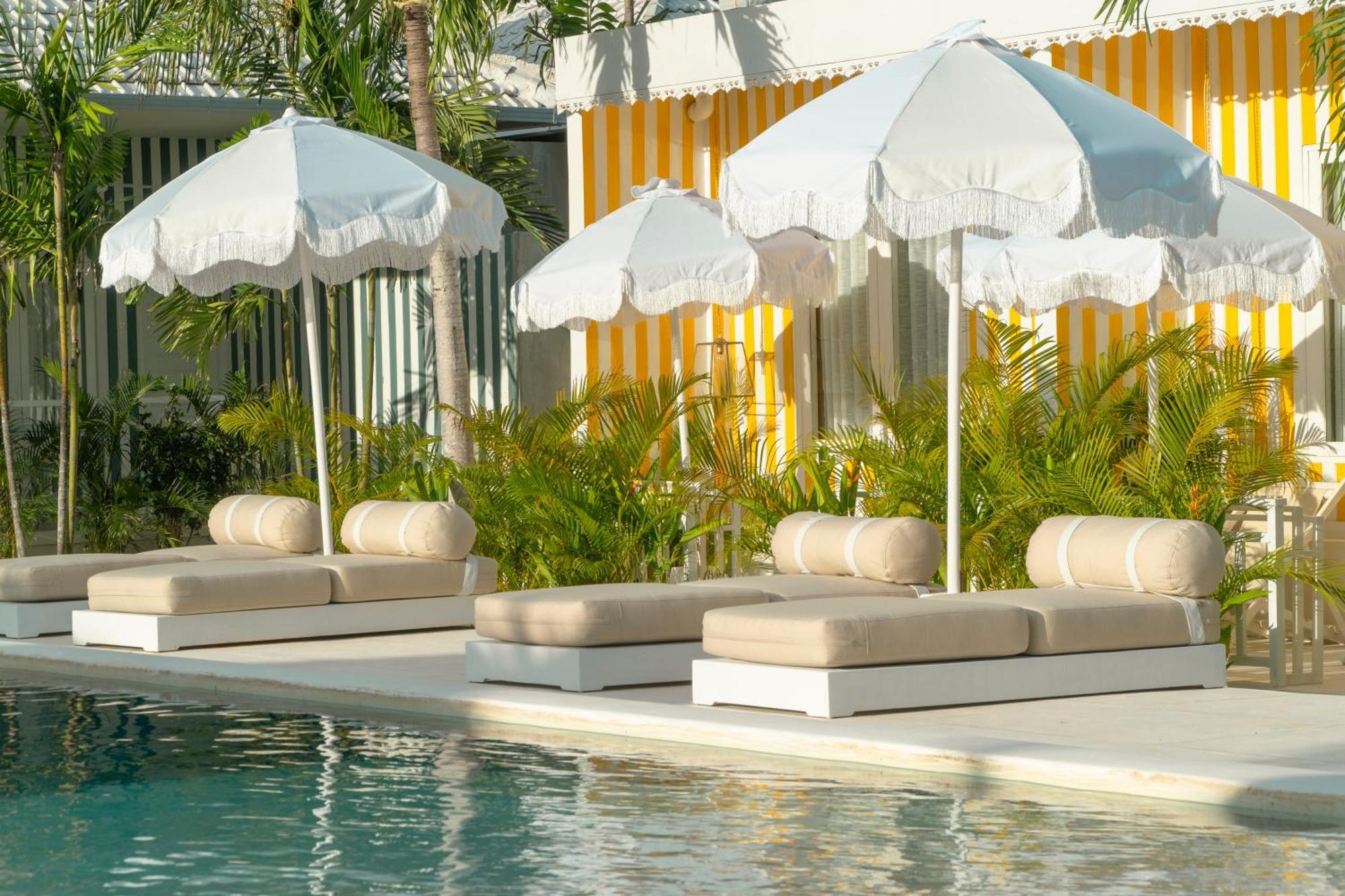 Ria Uluwatu, Tropical Chic Hotel 外观 照片